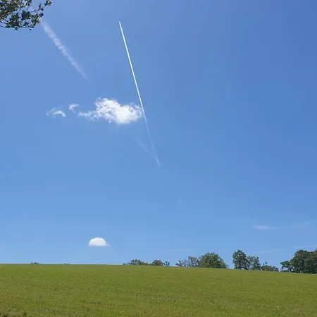 A La Campagne Mezieres-Sur-Couesnon