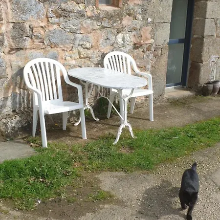 A La Campagne * Mezieres-Sur-Couesnon
